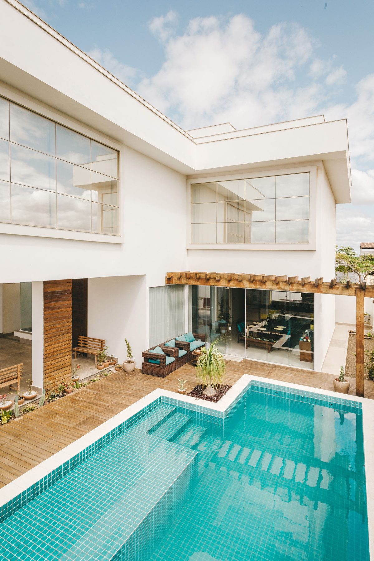 Swimming pool waterproofing explained